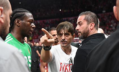 Ο Ολυμπιακός ζήτησε διετή αποκλεισμό από όλα τα γήπεδα για τον Γιαννακόπουλο!