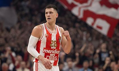 Στον Ερυθρό Αστέρα για ακόμη δύο χρόνια ο Νέντοβιτς