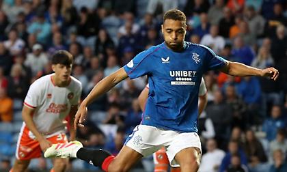 Ντέσερς: «Ολυμπιακός και ΑΕΚ θέλουν να μιλήσουμε»