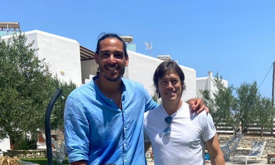 Στην Πάρο για διακοπές ο Ματίας Αλμέιδα