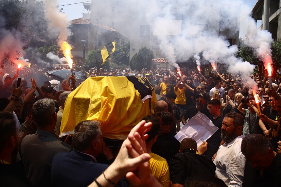 ΑΕΚ: Το τελευταίο «αντίο» στον Δημήτρη Χατηχρήστο