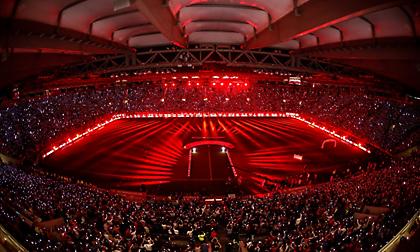 Αλλάζει ο φωτισμός στο Καραϊσκάκη - Έφτασαν οι νέοι προβολείς LED