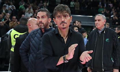 Ανακοίνωση χωρίς λέξεις και με… μαύρο φόντο από τον Παναθηναϊκό μετά τις ποινές του αθλητικού δικαστή!