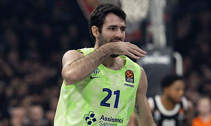 Σκέφτεται να σταματήσει το μπάσκετ στα 31 του χρόνια ο Αμπρίνες