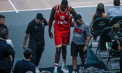 Στην Ισπανία ο Μουσταφά Φαλ - Την Τρίτη υποβάλλεται σε χειρουργική επέμβαση στο γόνατο