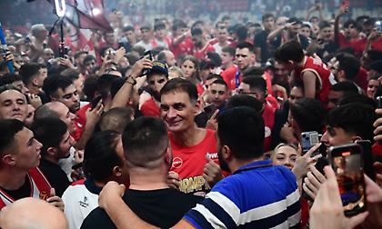 Μπαρτζώκας: «Σκέφτηκα ότι ίσως δεν πρέπει να συνεχίσω στον Ολυμπιακό»!