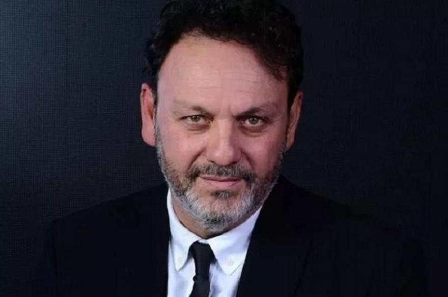 Στάθης Αγγελόπουλος: Υπό κράτηση για ενδοοικογενειακή βία ο τραγουδιστής