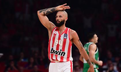 Ψάχνεται για διακοπές ο Φουρνιέ: «Τι αξίζει στη Ζάκυνθο;»