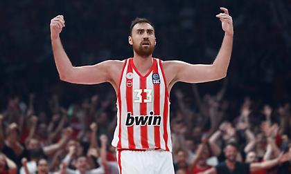 Θέλει τον... δήμιό του: Οι καταπληκτικές εμφανίσεις του Μιλουτίνοφ στους δύο τελευταίους τελικούς με τον Παναθηναϊκό