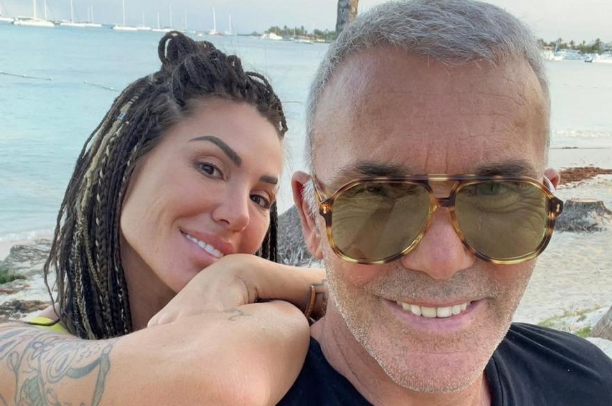 Στέλιος Ρόκκος: Δεν θα πιστεύεις τι φόρεσε στο σκιάχτρο που έφτιαξε για το μποστάνι του