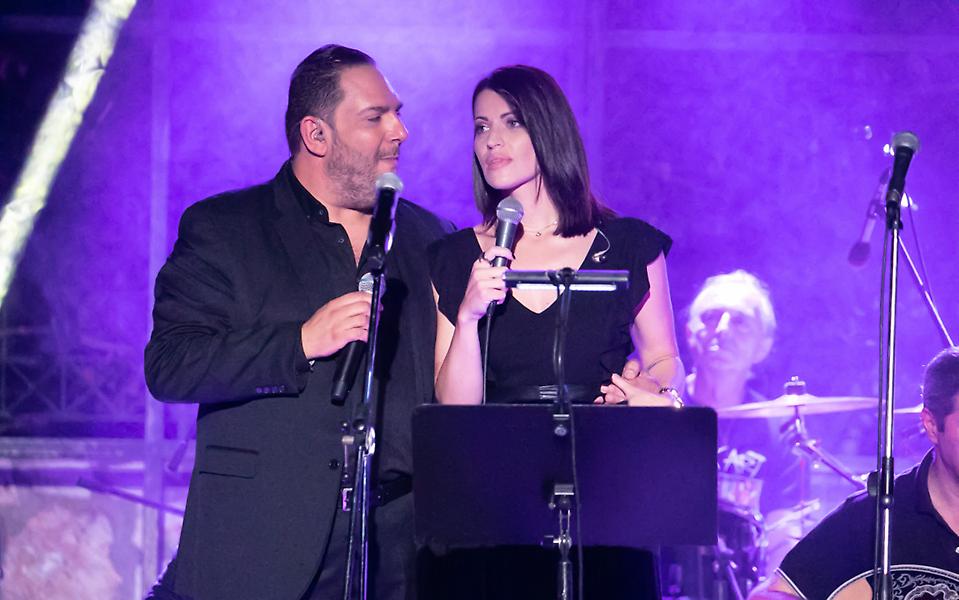 Στέλιος Διονυσίου - Αγνή Καλουμένου: Παντρεύτηκαν και βάφτισαν τις κόρες τους σε ένα ειδυλλιακό κτήμα