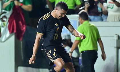 Γκολ, τούμπα και αποθέωση: Ο Πινέδα έκανε τη διαφορά για το Μεξικό!