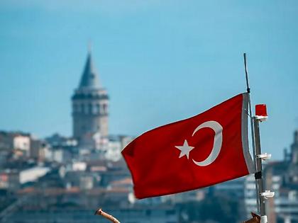 Τουρκία: Ένταλμα σύλληψης για τον ιδιοκτήτη του αντιπολιτευόμενου τηλεοπτικού δικτύου Halk TV