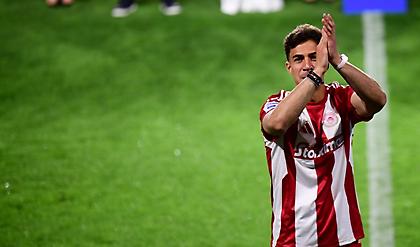 O Ολυμπιακός αποχαιρέτησε τον Κωστούλα: «Θα είσαι πάντα μέλος της ερυθρόλευκης οικογένειας»