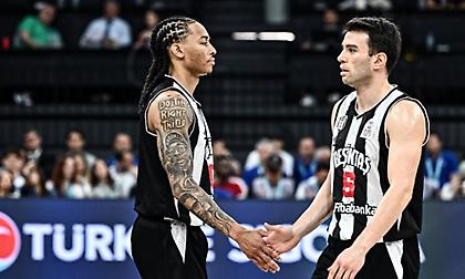 Η Μπεσίκτας σόκαρε την Εφές και έφερε τη σειρά στα ίσα με ένα τεράστιο μπρέικ