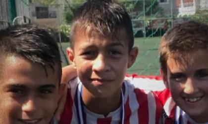 «Όχι, δεν κλαίμε. Ένα σκουπιδάκι μπήκε στο μάτι μας»: Το συγκινητικό video από την ακαδημία που ξεκίνησε ο Κωστούλας