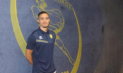 Στον Παναιτωλικό μέχρι το 2027 ο Μανρίκε