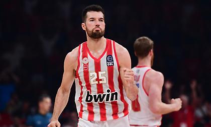 Πρόταση της Ρεάλ για Πίτερς λένε στην Ισπανία, διαψεύδει ο Ολυμπιακός