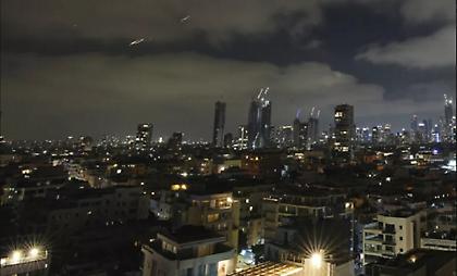 Νέα πυραυλική καταιγίδα του Ιράν εναντίον του Ισραήλ - Ισραηλινή αεροπορική επιδρομή στην Τεχεράνη