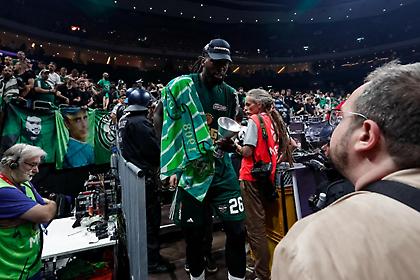 Έργο τέχνης: Το θαυμάσιο γκράφιτι στο σπίτι του Λεσόρ με τον μικρό Μάντσον για την 7η Euroleague