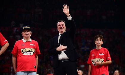 Λεπενιώτης: «Το πιο καρυδάτο πρωτάθλημα της σύγχρονης εποχής»