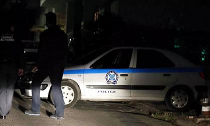 Ανταλλαγή πυροβολισμών μεταξύ αναβάτη μηχανής και οδηγού Ι.Χ. στο Περιστέρι – Ακολούθησε καταδίωξη ως το Χαϊδάρι