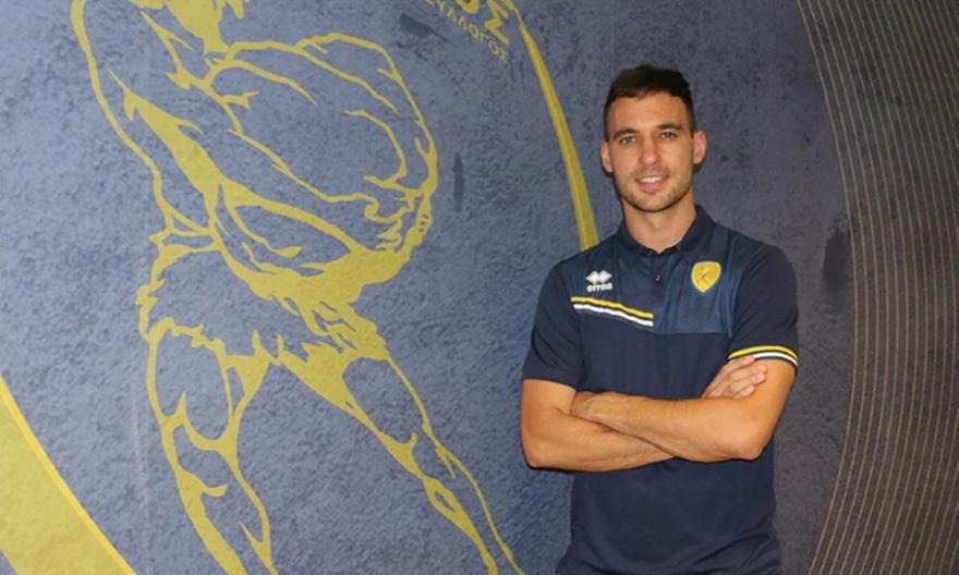 Ο Παναιτωλικός ανακοίνωσε τον πρώην αρχηγό της Οσασούνα, Ουνάι Γκαρσία και τον Σμυρλή!