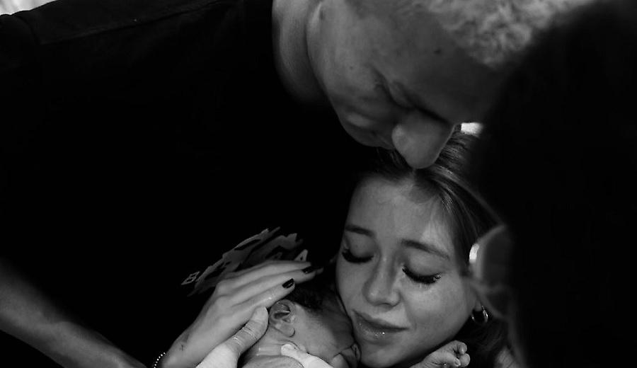 Ρισάρλισον: Πατέρας για πρώτη φορά – Η συγκινητική ανάρτηση με το νεογέννητο μωρό του