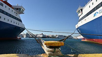 Πάτρα: Ακινητοποιημένα τα πλοία στο λιμάνι - Καταγγελίες για παράνομη συνδικαλιστική δράση