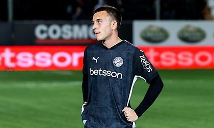 Διαψεύδει η ΑΕΚ για τον Θεοδοσουλάκη