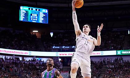 Καθάρισε τη Μάλαγα και έκλεισε ραντεβού με τη Βαλένθια στους τελικούς η Ρεάλ Μαδρίτης