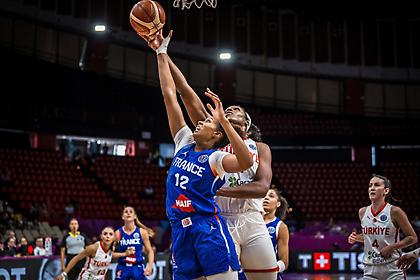 Με το δεξί και ανατροπή στο τέλος η Γαλλία κόντρα στην Τουρκία στο Ευρωμπάσκετ