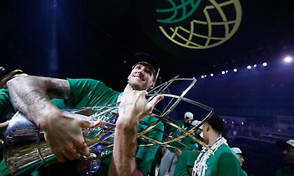 Παρελθόν από την Ουνικάχα Μάλαγα ο Οσετκόφσκι - Ανοίγει ο δρόμος για Παρτίζαν!