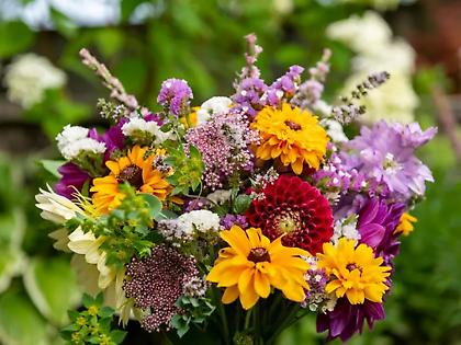 Εορτολόγιο: Ποιοι γιορτάζουν σήμερα, 19 Ιουνίου