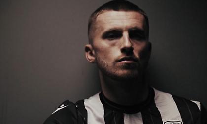 Κένι: «Ανυπομονώ να παίξω μπροστά σας, να κερδίσω αγώνες και τρόπαια»