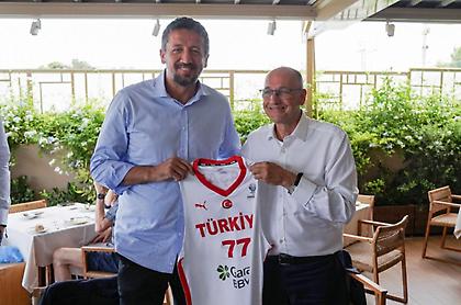 Δεξίωση της ΕΟΚ στην ομοσπονδία της Τουρκίας πριν τον «τελικό» πρόκρισης στο Ευρωμπάσκετ Γυναικών