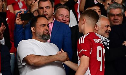 Ολυμπιακός: Η «τρέλα» για Μουζακίτη και οι δεύτερες σκέψεις