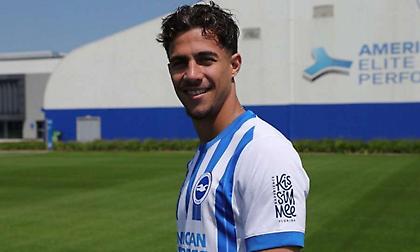 Η Μπράιτον ψηφίζει… ελληνικά: Ο Κωστούλας, το νέο μεγάλο στοίχημα του Τόνι Μπλουμ