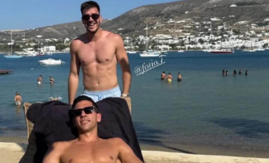 Διακοπές στη Σέριφο για Ιωαννίδη και Μπακασέτα