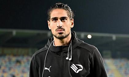 Τσακίρης: «Ενδιαφέρει την ΑΕΚ ο Νικολάου - Για να κλείσει ο Ντέσερς πρέπει να πέσει οικονομικά η Ρέιντζερς»