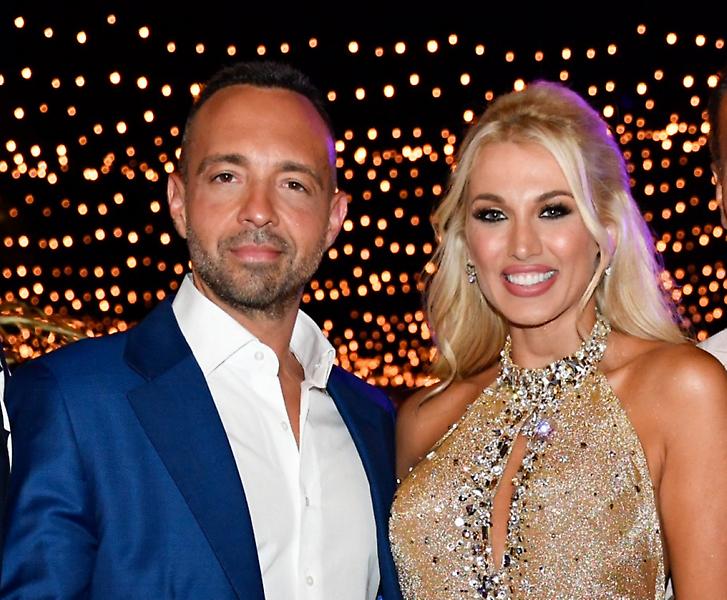 Σπυροπούλου - Σταθοκωστόπουλος: Βάφτισαν τον γιο τους - Οι πρώτες φωτογραφίες από το... σχεδόν beach party