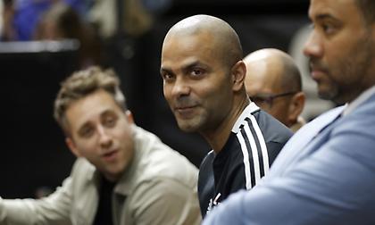 Επιβεβαίωσε δύο μεταγραφές ο Τόνι Πάρκερ: «Στη Ρεάλ ο Μαλεντόν, στη Βαλένθια ο Σακό»