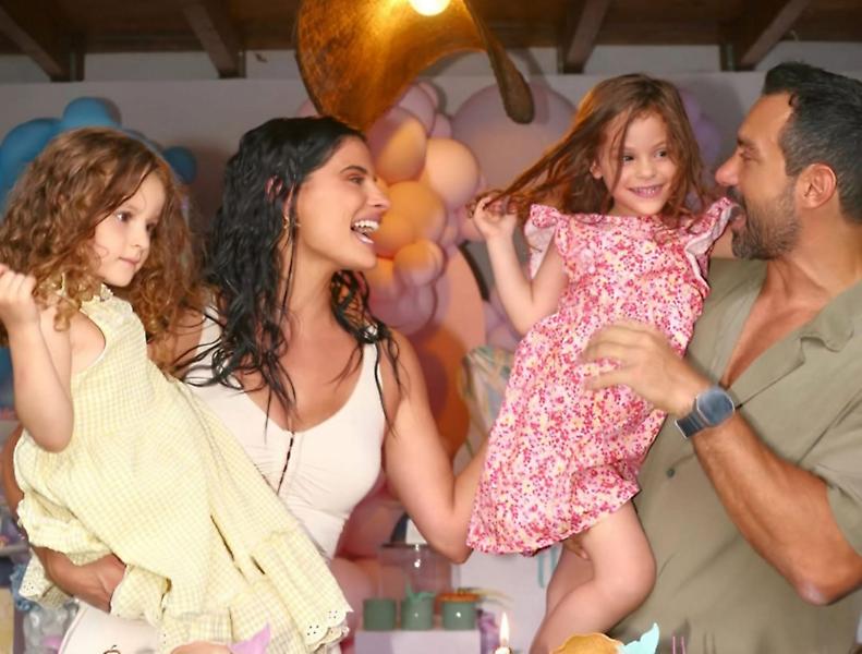 Μπόμπα - Τανιμανίδης: Το γοργονέ πάρτι για τις δίδυμές τους είναι το όνειρο κάθε παιδιού - Το trend που ακολούθησαν