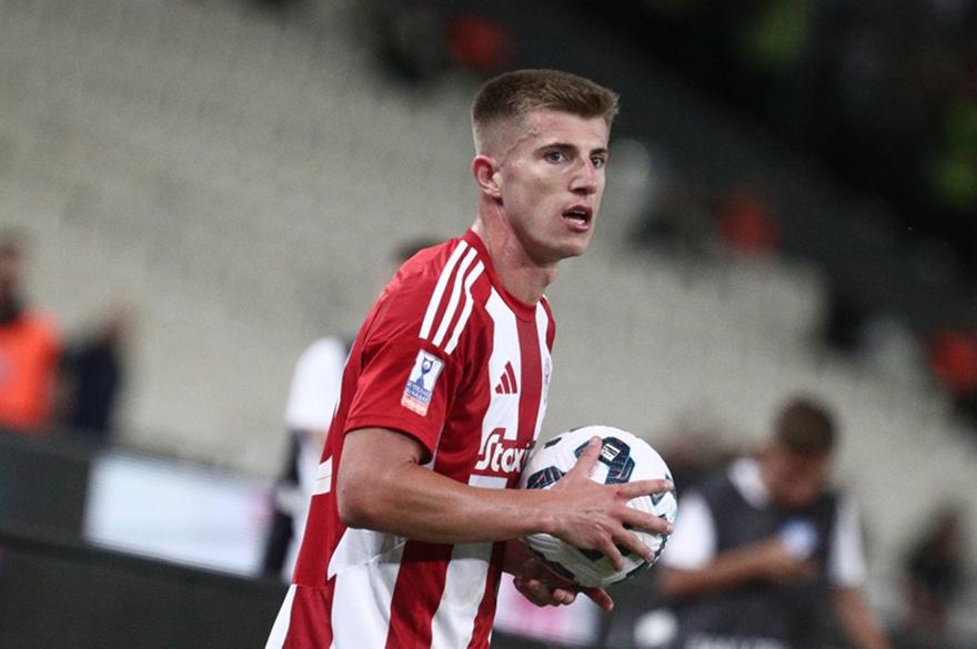 «Ο Κοστίνια, η εναλλακτική της Σπόρτινγκ αντί του Βαγιαννίδη»