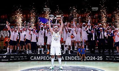 Σκούπισε τη Βαλένθια και στέφθηκε ξανά πρωταθλήτρια Ισπανίας η Ρεάλ Μαδρίτης!