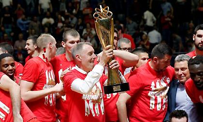 Ανακοίνωσε την επιστροφή του Μίλαν Τόμιτς ο Ερυθρός Αστέρας