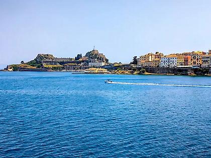 Καιρός: Άνεμοι έως 9 μποφόρ σε Κυκλάδες, Κρήτη, Δωδεκάνησα και νησιά του Αιγαίου – Μικρή πτώση της θερμοκρασίας