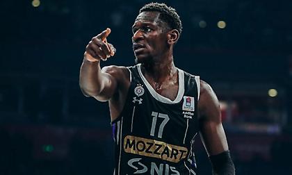 Ανατροπή με Μπόνγκα: Μένει τελικά στην Παρτίζαν, υπέγραψε διετές