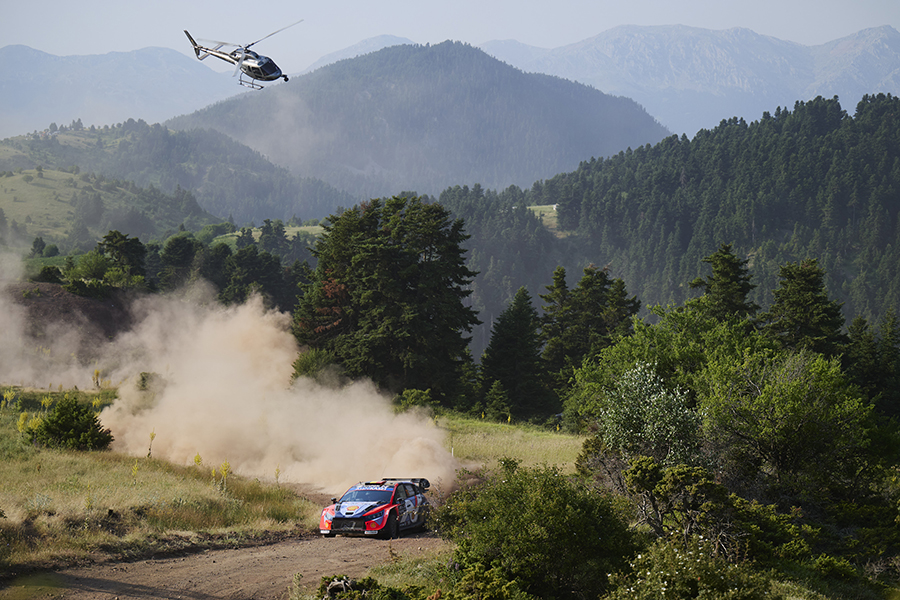 Θρίαμβος για την Hyundai στο “Ράλλυ των Θεών”