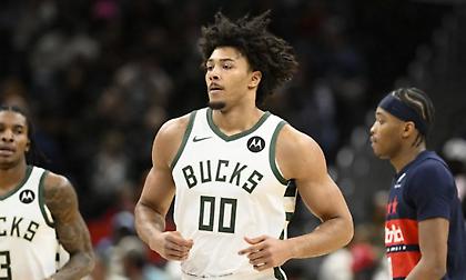 Νέα κίνηση από τους Μπακς: Διετές συμβόλαιο με τον Τζέρικο Σιμς